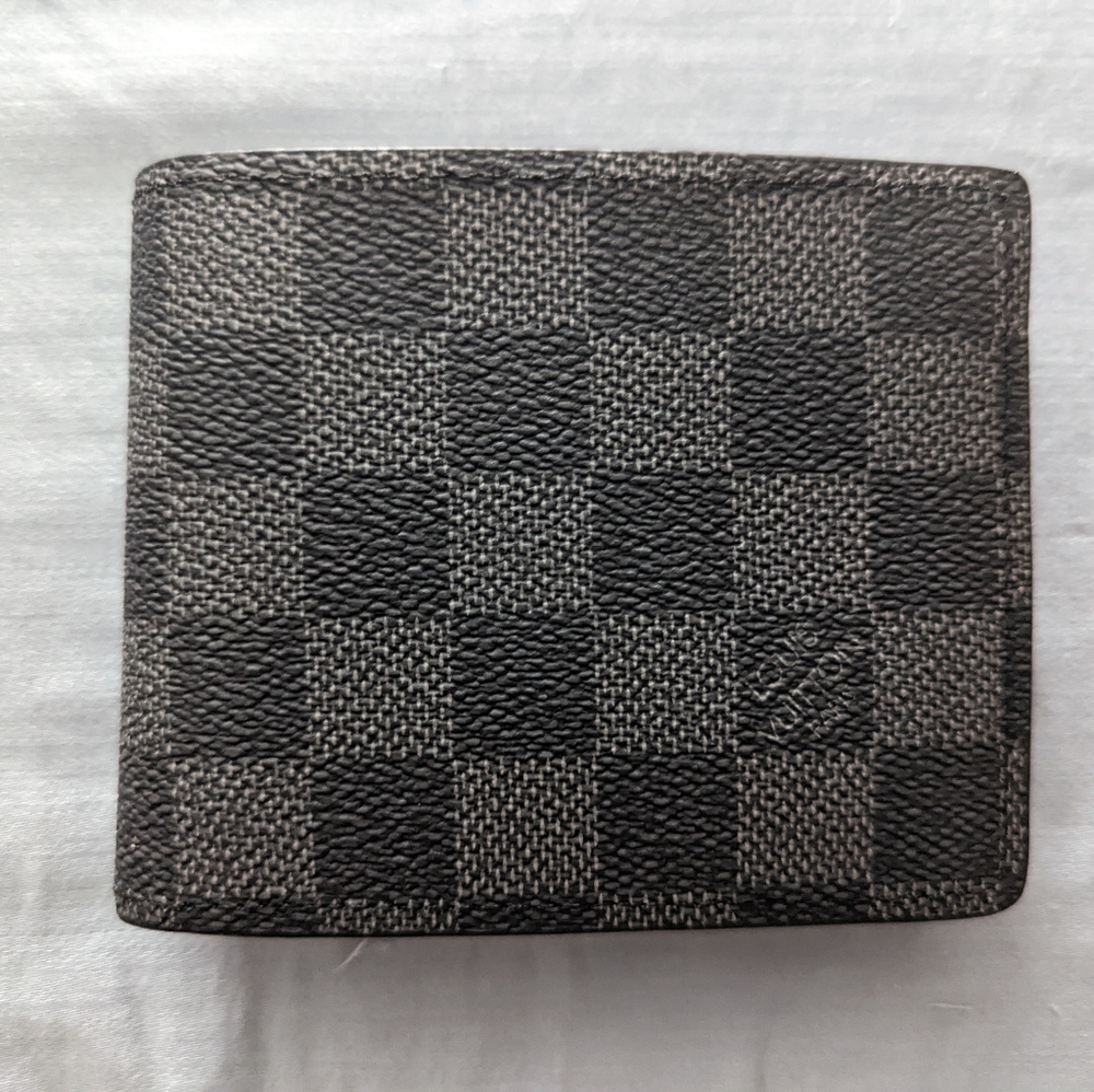 Men's LV Wallet